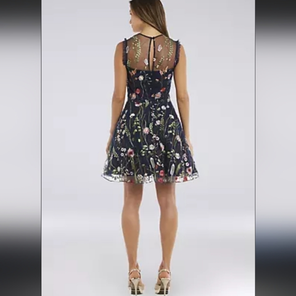 Morgan & Co Embroidered Floral Sheer Mesh Overlay Illusion Neckline Fairy Dress - Picture 2 of 8